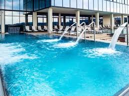 وايت مياه لملأ حمامات السباحة